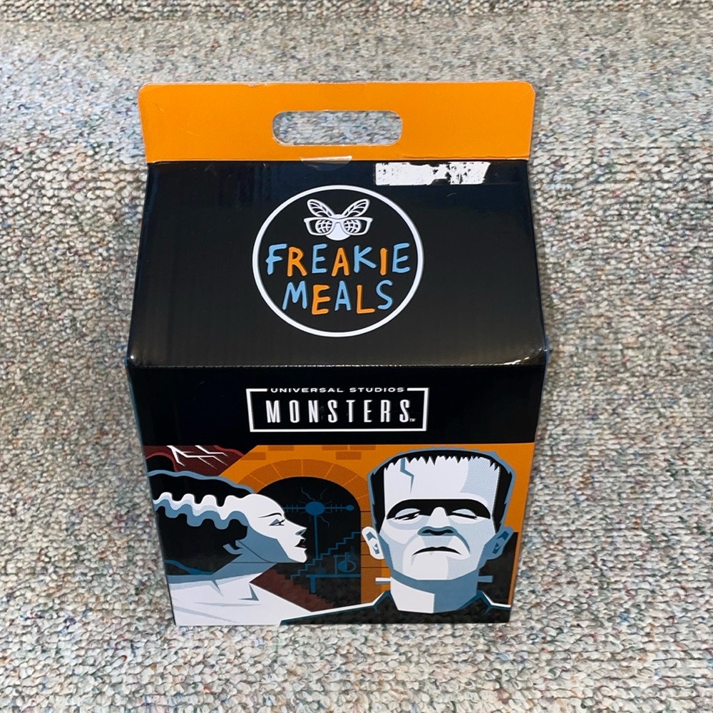 NWT Universal Studios Monsters Freakie Meals